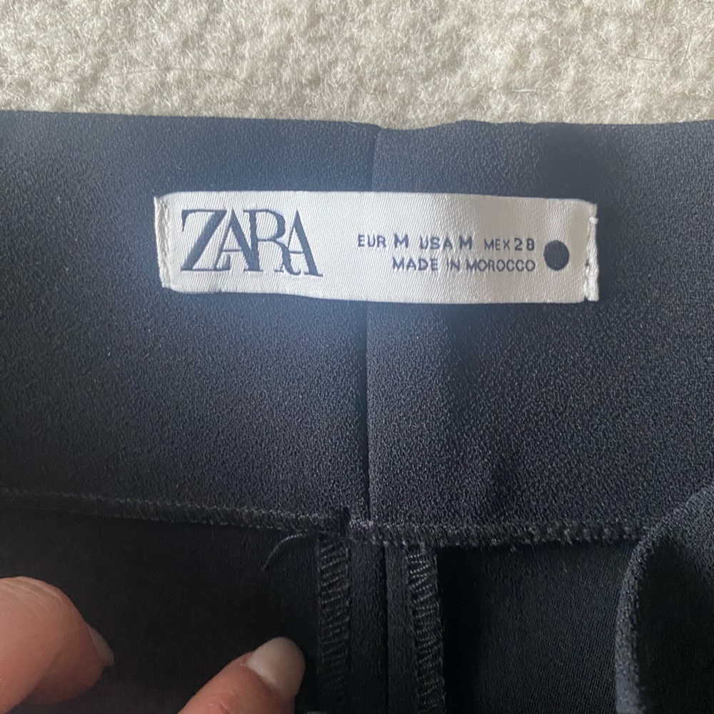 Zara wide leg cropped pants black - sz M - Picture 3 of 3
